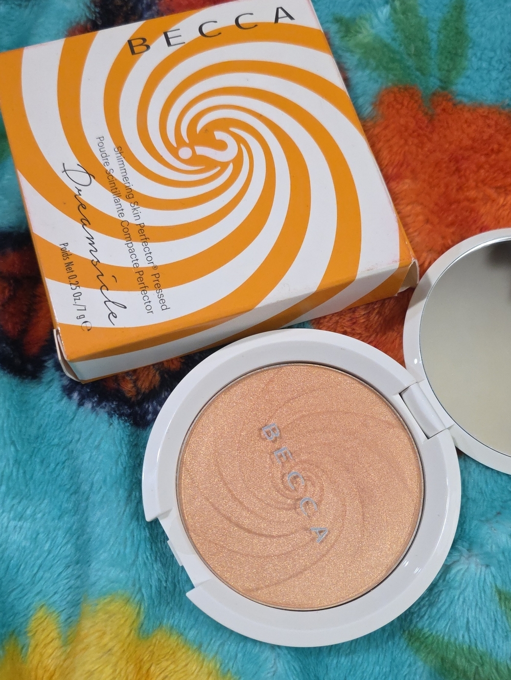 Becca Dreamsicle Shimmering Skin Perfector Pressed Highlighter